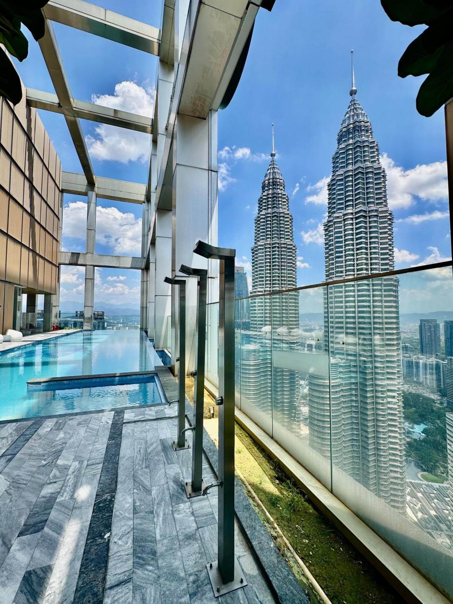 Victoria Home Tropicana The Residence Klcc Bukit Bintang Kuala Lumpur Exterior foto